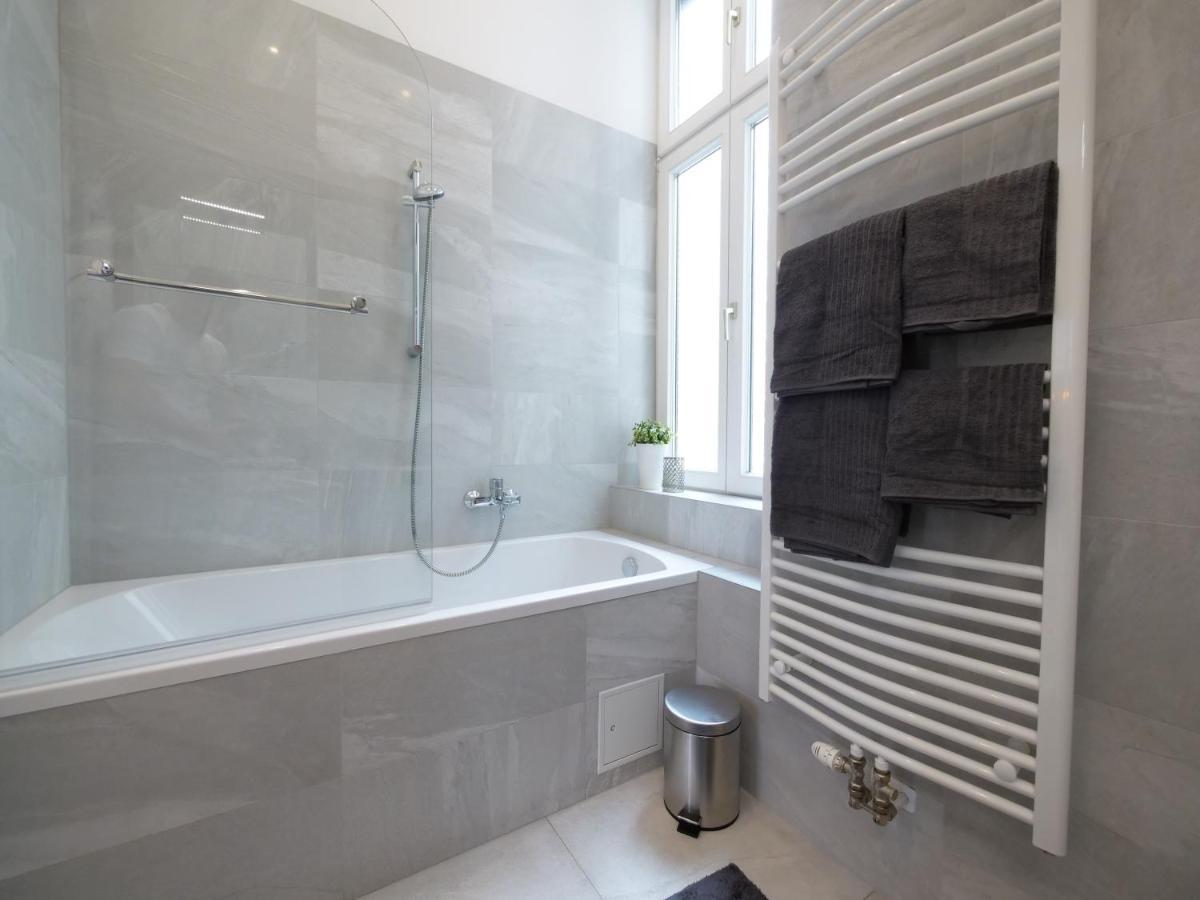 Stylish City Center Apartment เวียนนา ภายนอก รูปภาพ
